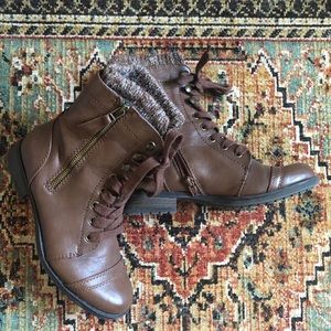 Lace up Boots